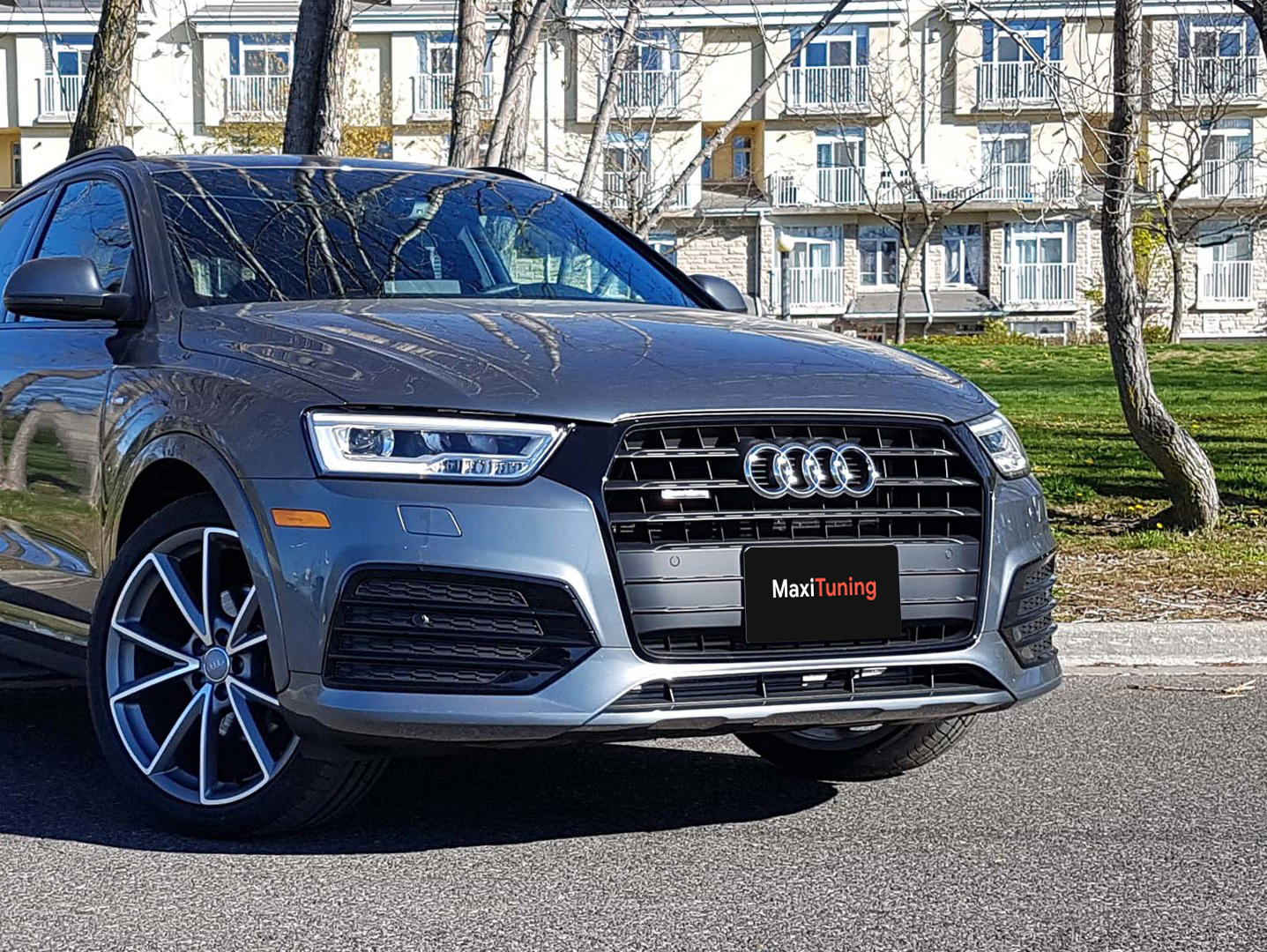 Audi Q3 8U (2015-2018) facelift Front Grille in SQ3-Style Black